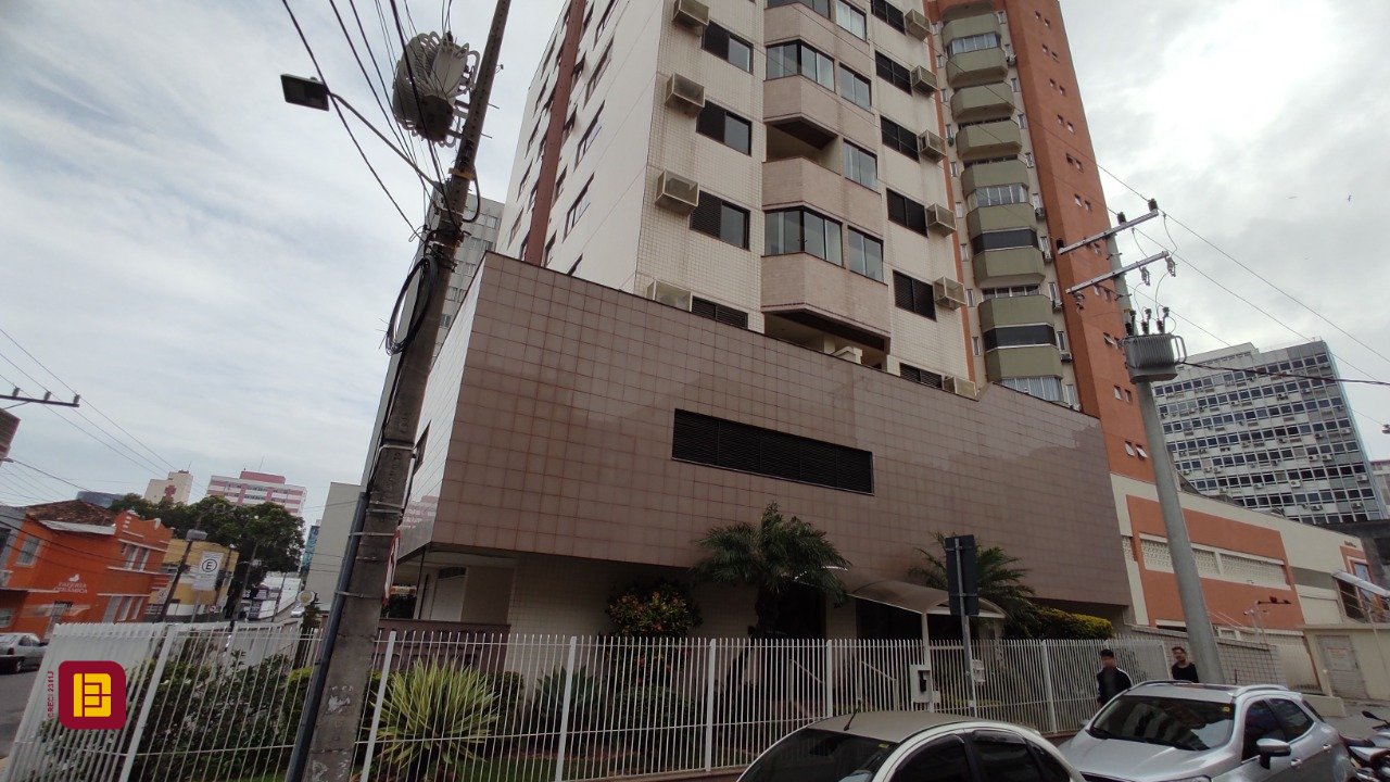 Apartamentos com 50m², 1 quarto, no bairro Centro em Florianópolis